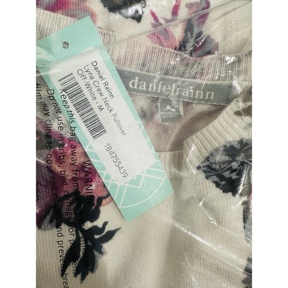 NEW Daniel Rainn Medium Ivory Pink Floral Crew Neck Soft Knit Top Sweater - Picture 6 of 6